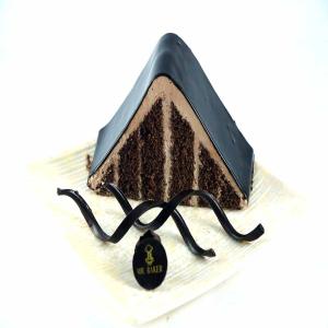PYRAMID CHOCOLATE PASTRY